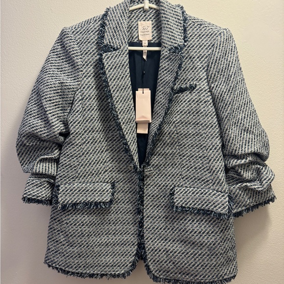 NEW Cinq à Sept Khloe Bouclé Blazer - Picture 5 of 8